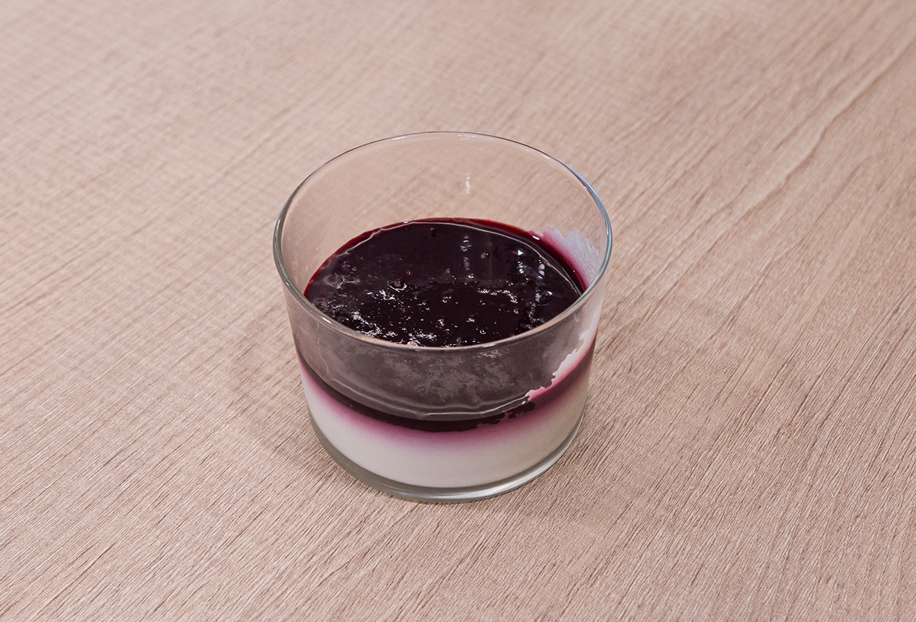  빨간 과일 유혹 