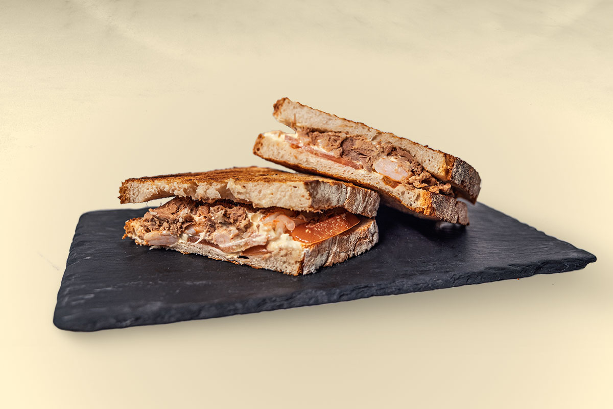 Toast tonno e gamberetti